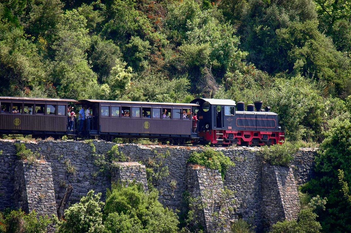 Νέα δρομολόγια τον Αύγουστο για τον «μουτζούρη»